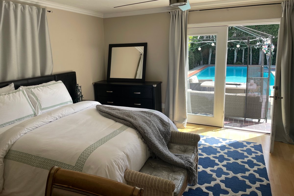 Westwood Oasis with Pool and Spa (near UCLA)