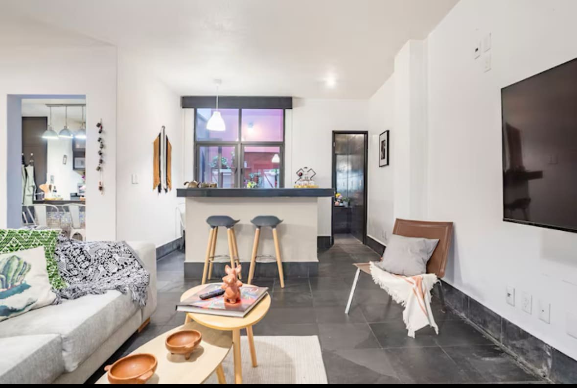 The Perfect Home in La Condesa for Large Groups ! gallery image 3