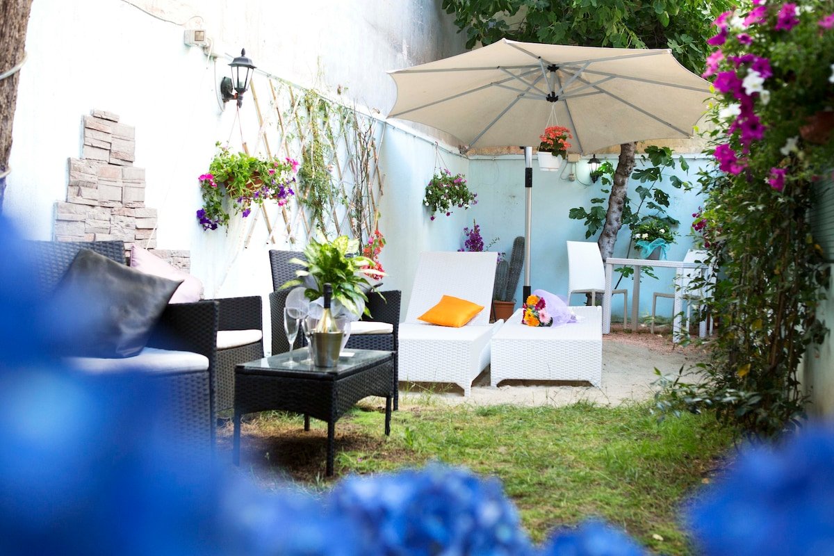 Luxury Domus Villa Rome center gallery image 4