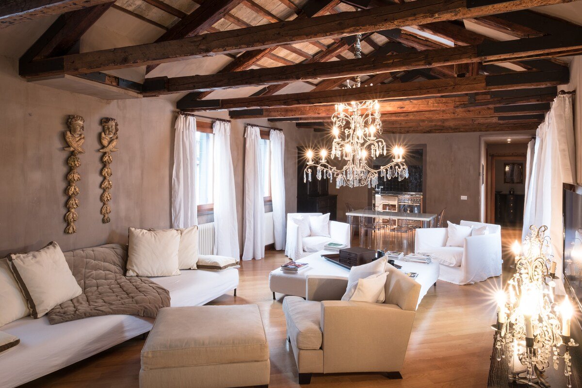 Ca’ Navagero 3-Riva degli Schiavoni (w/terrace) gallery image 5