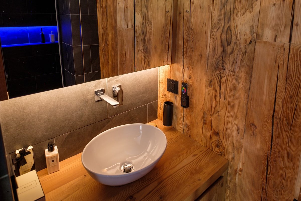 Chamonix Chalet Aïkoa Luxury Ecolodge gallery image 3