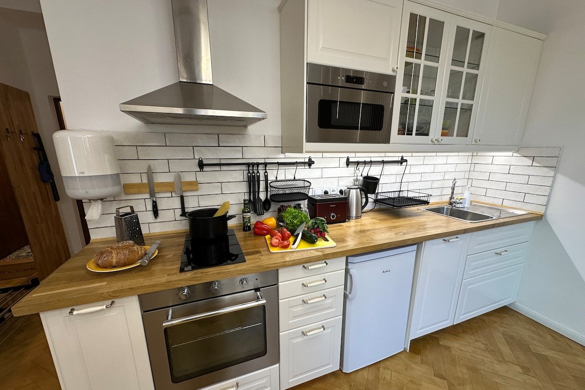 Connected Two-Unit apartments gallery image 3