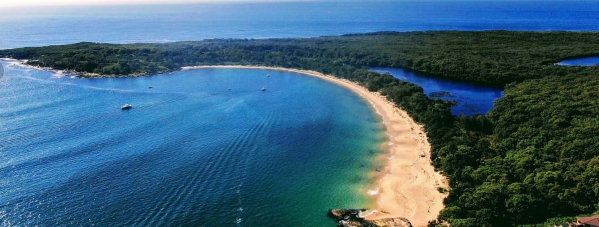 Beach house Bundeena, Royal National Park gallery image 3