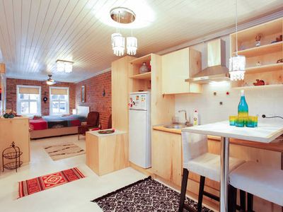 Private house with 4 separate apartments