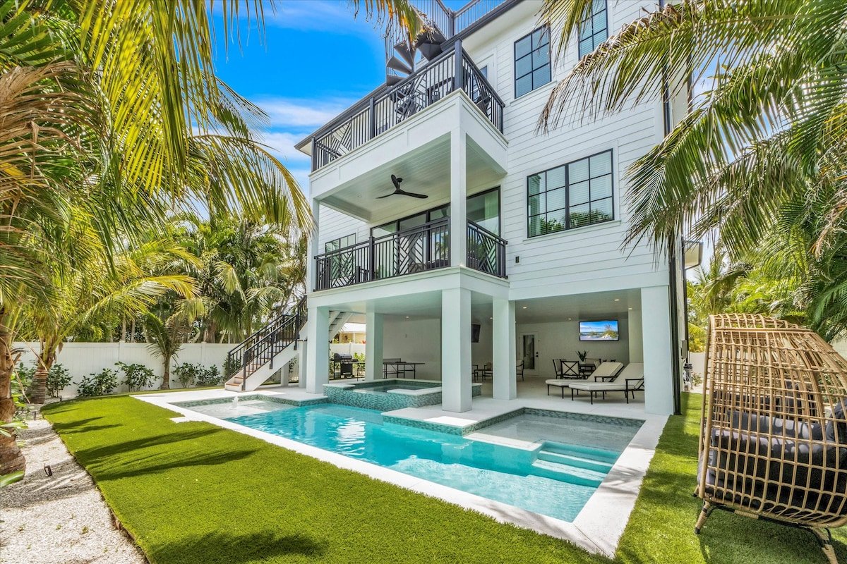 The Mystical Rose – Brand New Luxury Home with