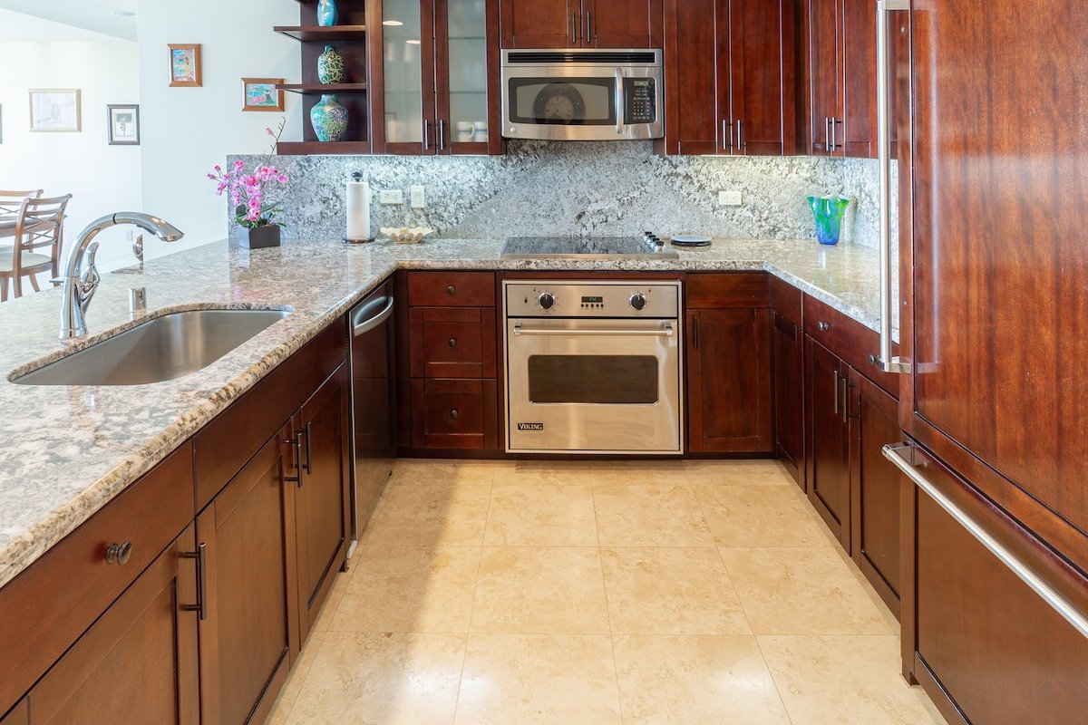 WM 2105 — Luxury 3BR/3.5BA • Oceanfront Views gallery image 5