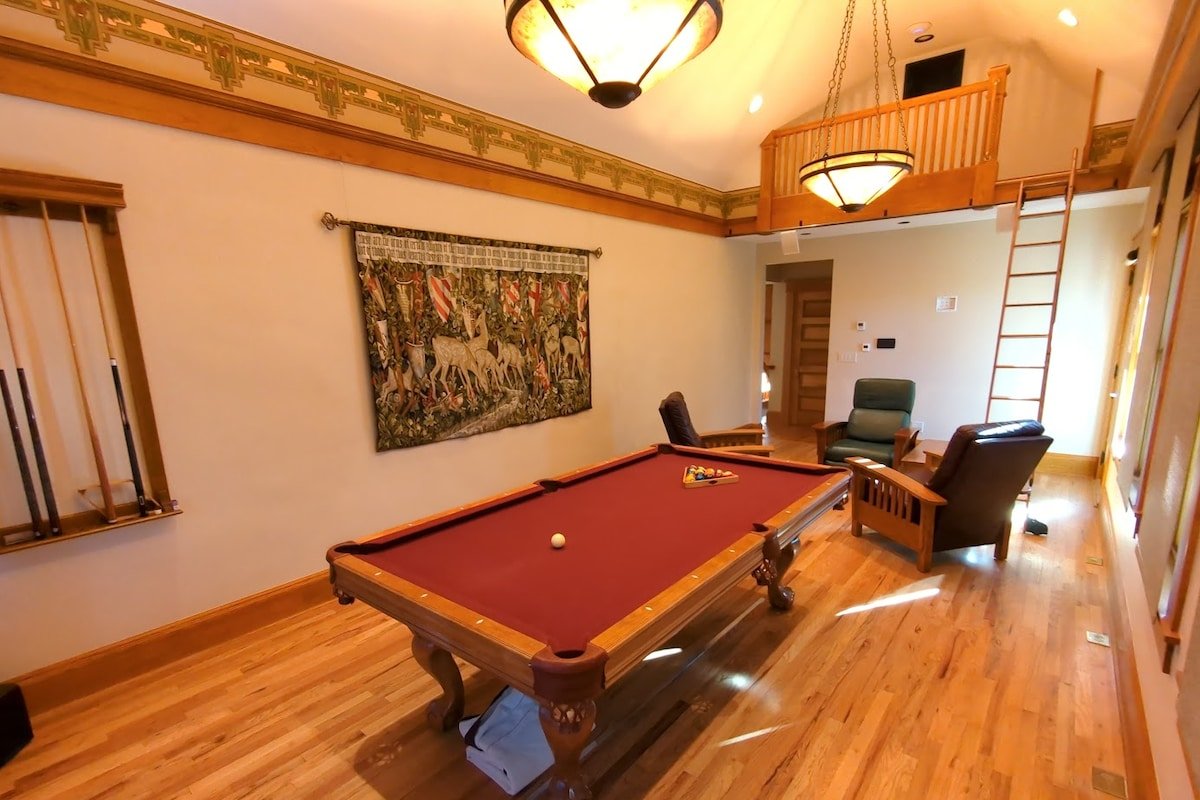 The Mayor’s Manor. Timeless Arts and Crafts beauty gallery image 3