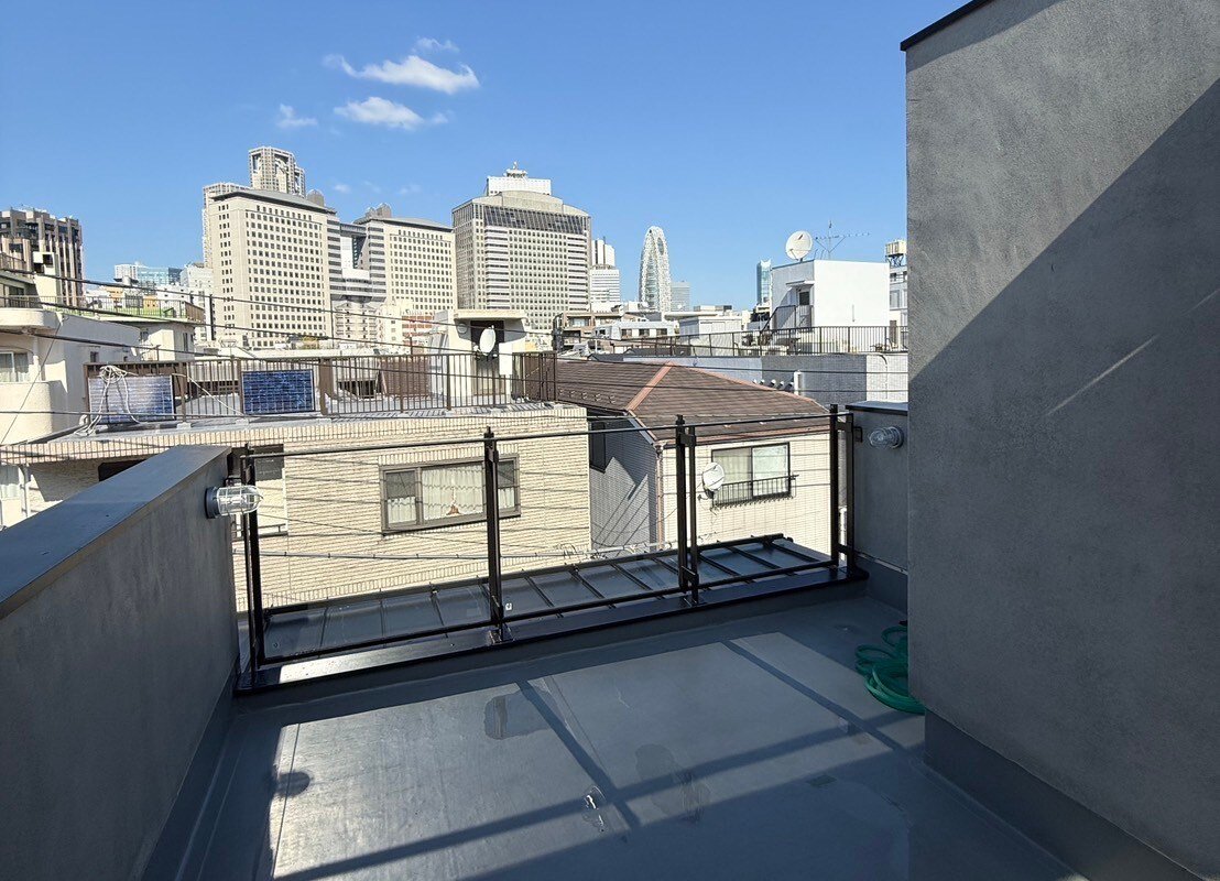 新宿　歌舞伎町　徒歩圏内　閑静な住宅街　屋上ジャグジー有　お風呂３箇所　トイレ３箇所 gallery image 3