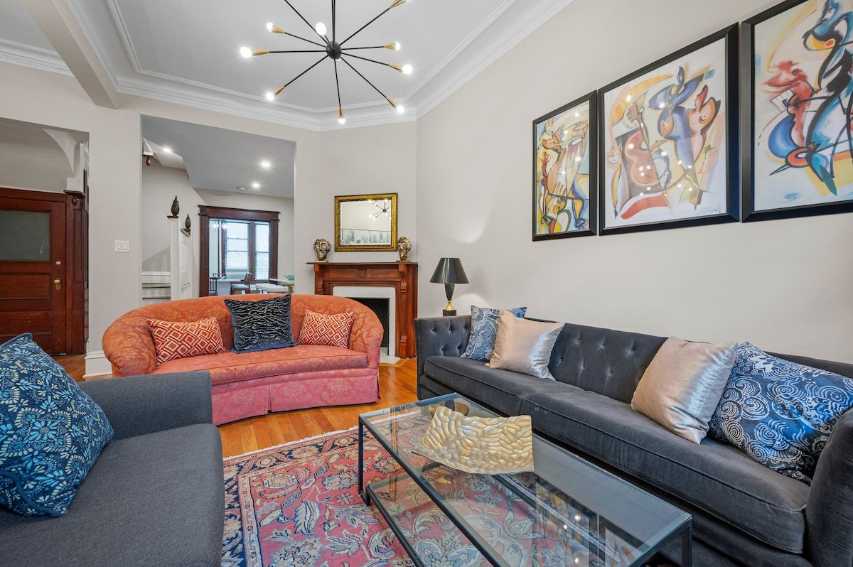 5 Bedrooms Townhouse in NYC gallery image 2