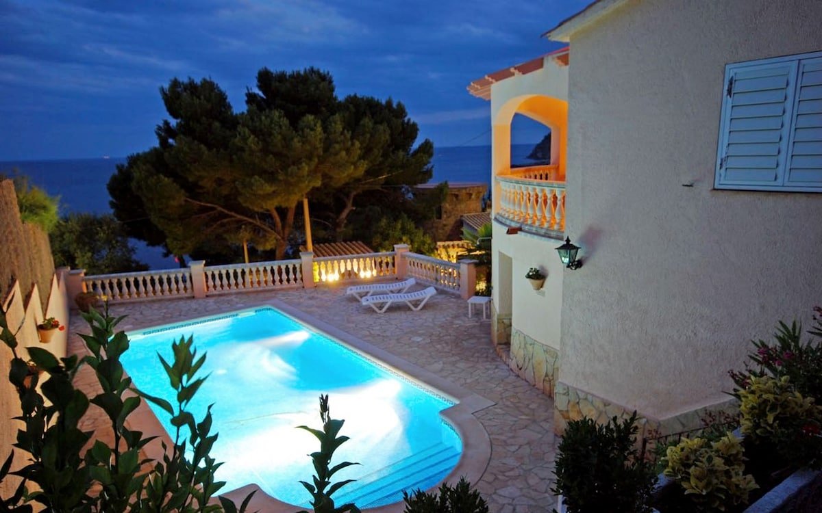 Tamariu, Villa pour 8 pers., incroyable vue mer ! gallery image 2