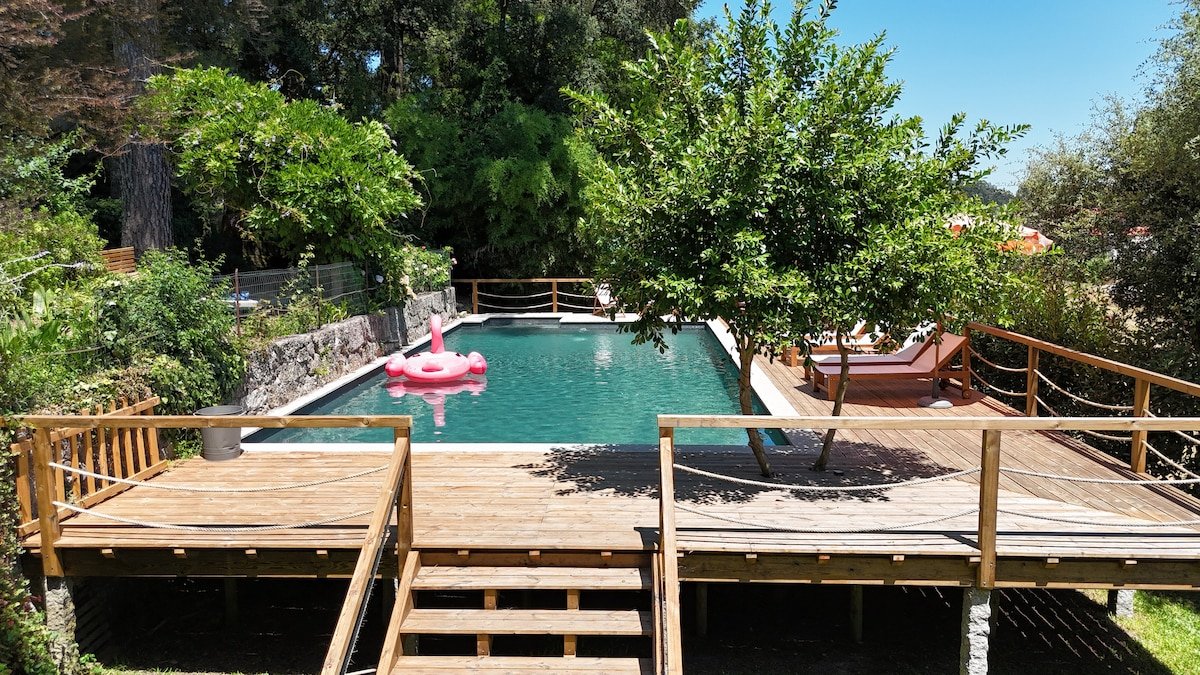 Casa da Alvarinha. Privacy, Comfort and Nature. gallery image 2