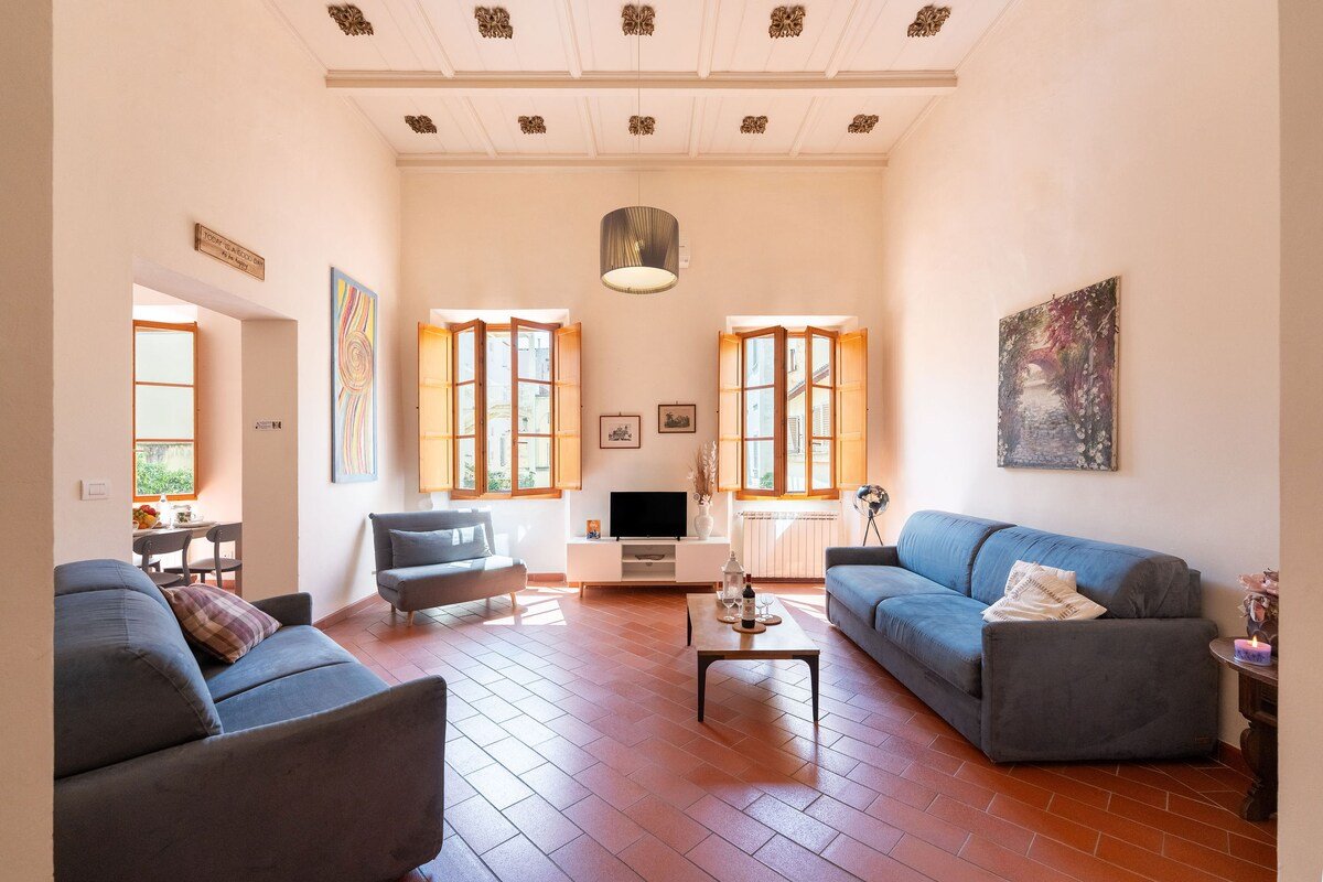 C3 Duomo Deluxe 2 bedrooms apartment with elevator gallery image 3