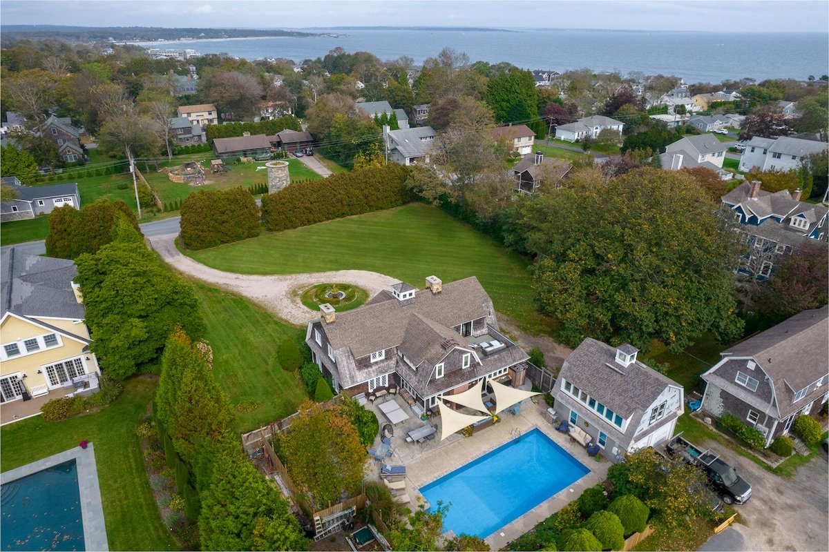 Narragansett Pier Estate with Pool gallery image 2