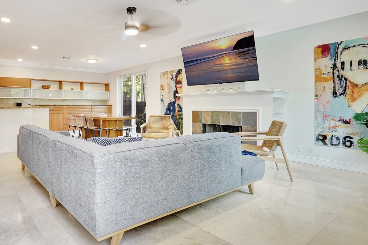 LAS OLAS Quiet 4 KING BED Retreat [4BD/3BTH]