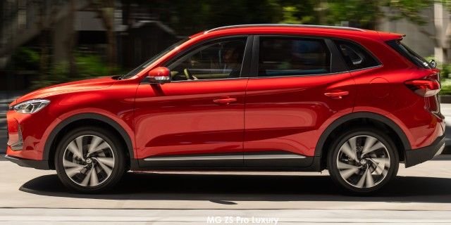 MG ZSPRO 1.5T LUX CVT - 14 