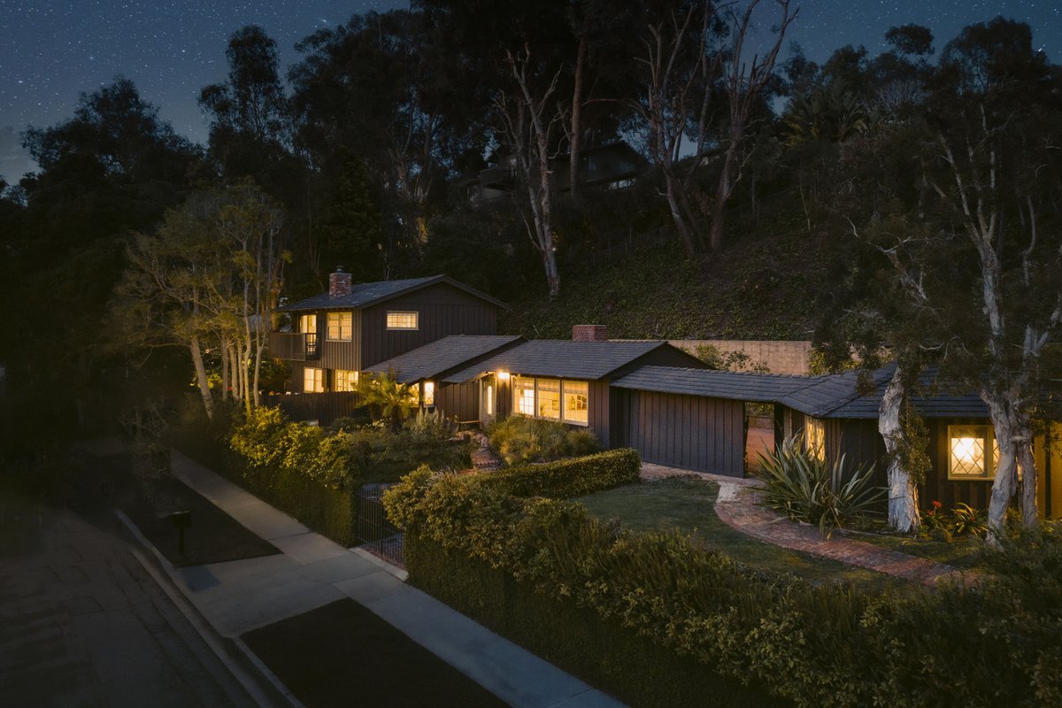 Private Santa Monica Canyon Retreat on Double Lot