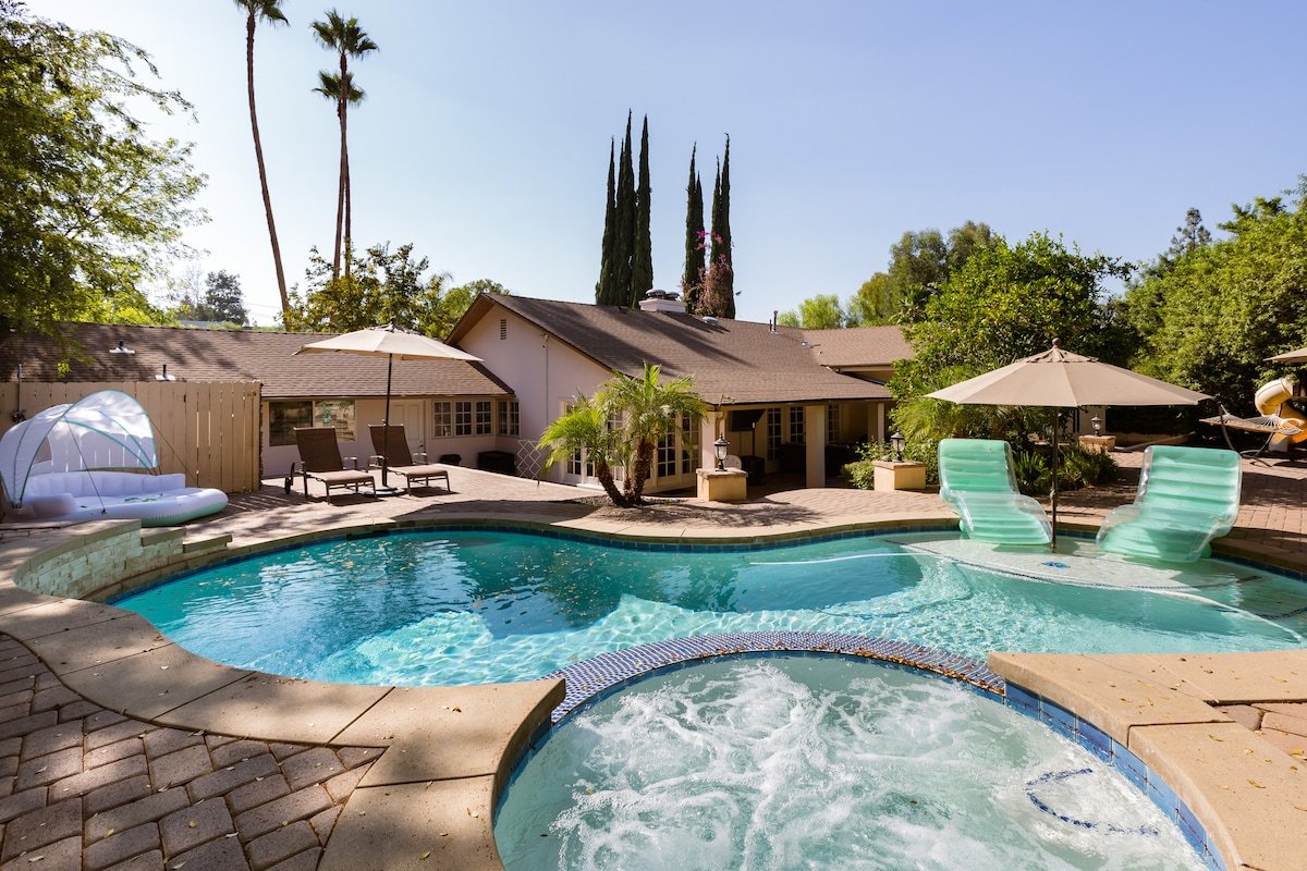 Private Retreat – Salt Pool/Spa/Outdoor Kitchen gallery image 3