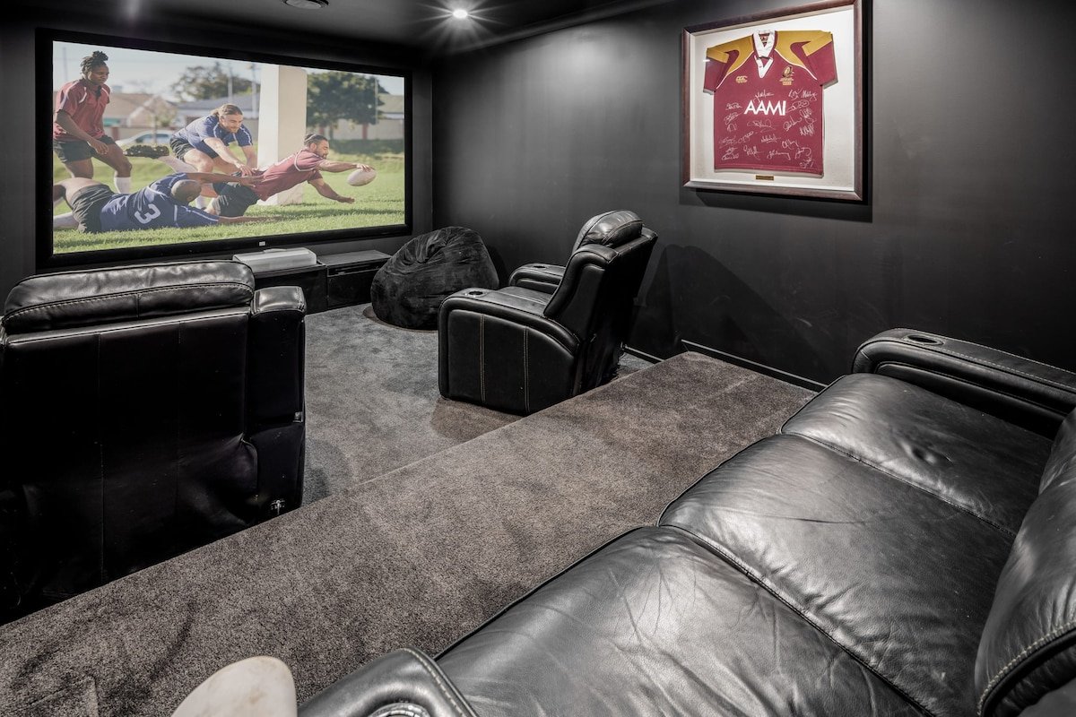 Golden Beach Ultimate Family Getaway gallery image 5