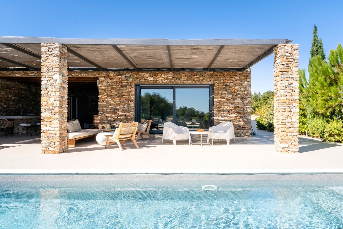 Beautiful Villa near Platis Gialos gallery image 5