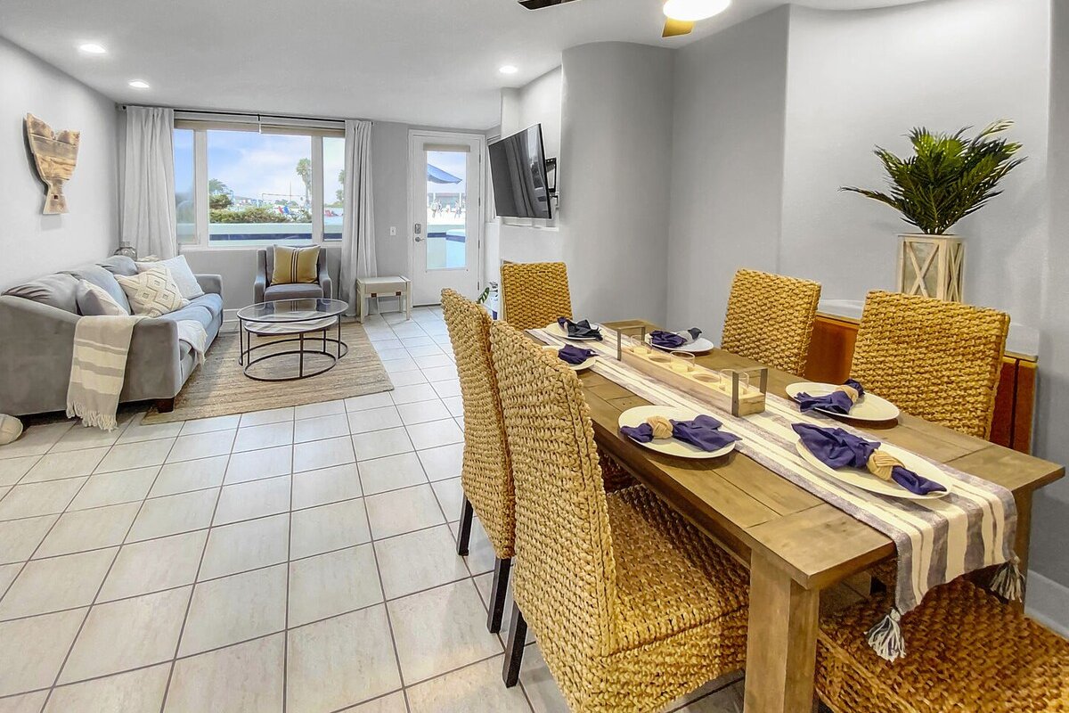 Oceanfront Paradise | Fire Pit, AC, BBQ, Views! gallery image 4