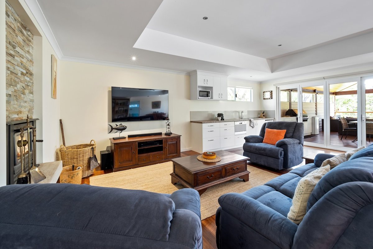 Sand Castle—Beach Bliss, Expansive Alfresco Living gallery image 4