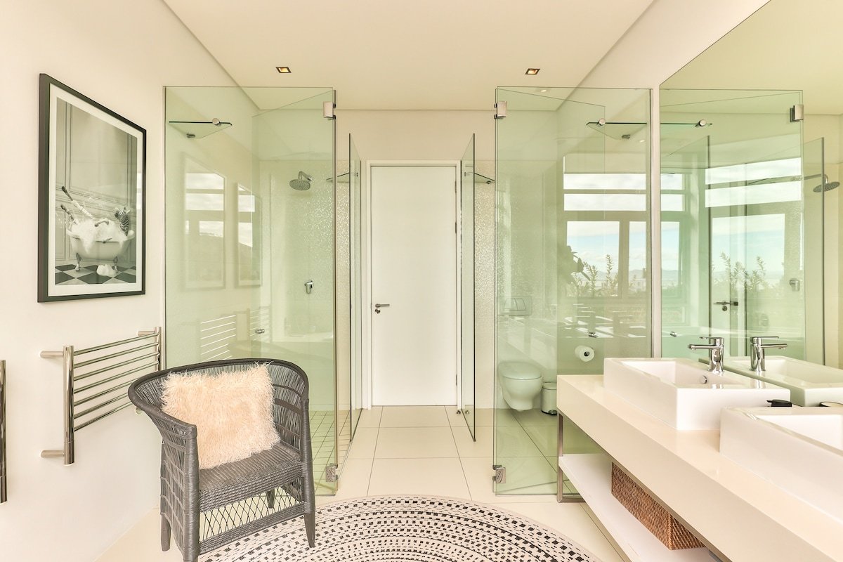 Phezulu gallery image 3