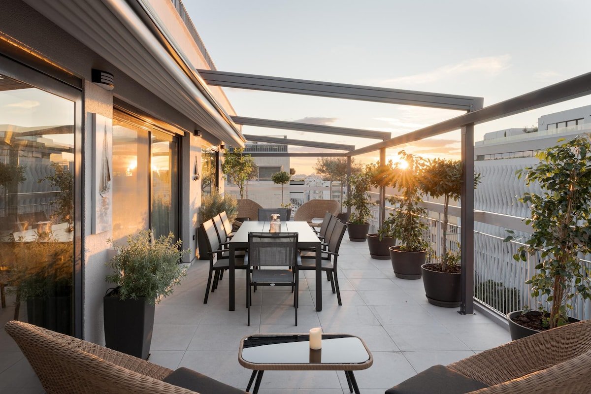 Athens Golden Light Premium Residence gallery image 3