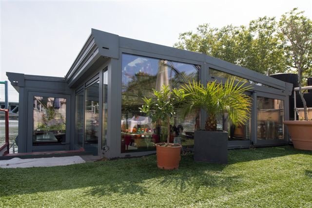 Péniche d’exception 200M2 à Confluence