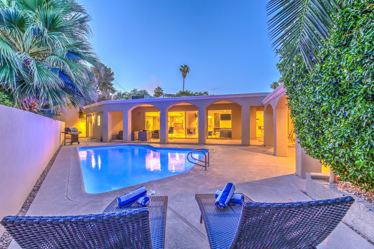 Vintage Vegas Estate! Unique & Gorgeous!