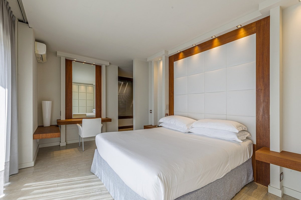 Villa Sorrento gallery image 2