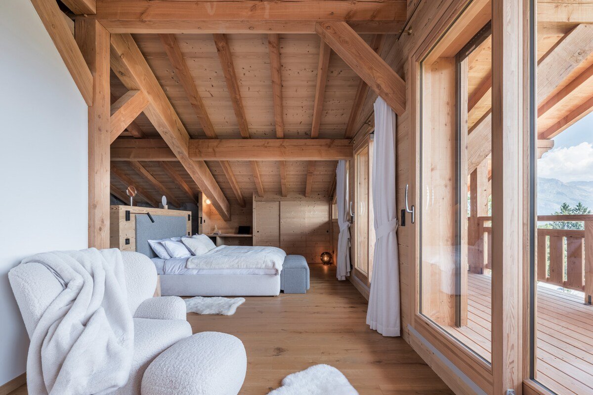 Chalet 180 | Le Chalet Club gallery image 2