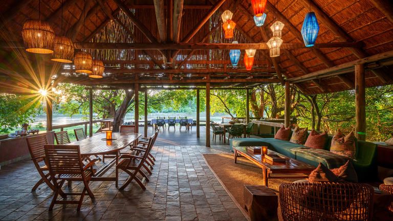 Kapamba lounge - lounge looking out to deck