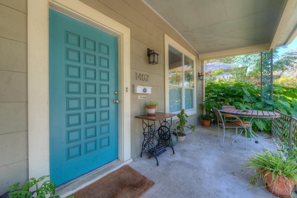 Circa 1899 Luxe Spa House – Walk DT gallery image 5