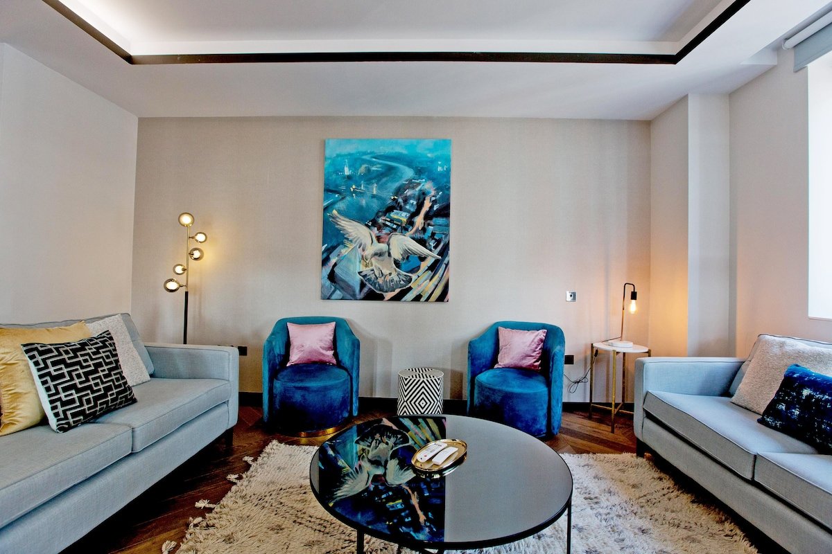 Golden Square Seventeen gallery image 2