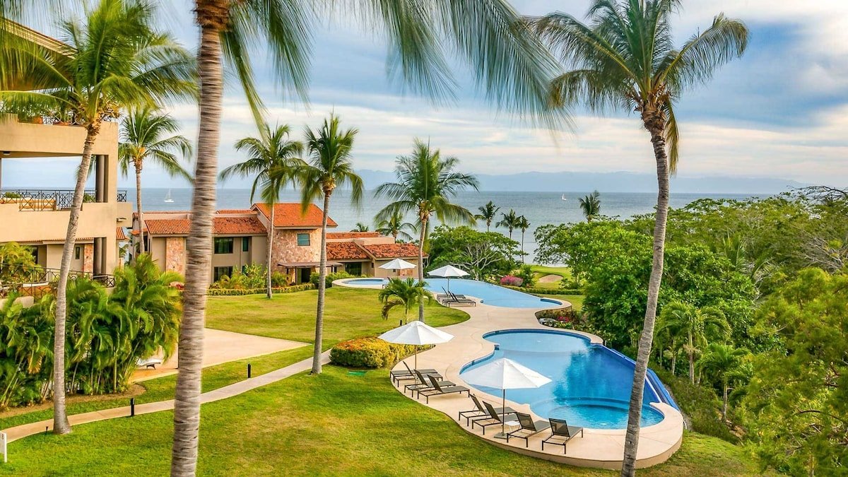 Hacienda De Mita Penthouse With Club Privileges