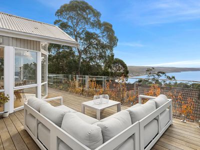 Coastal Views – Lorne Holiday Stays