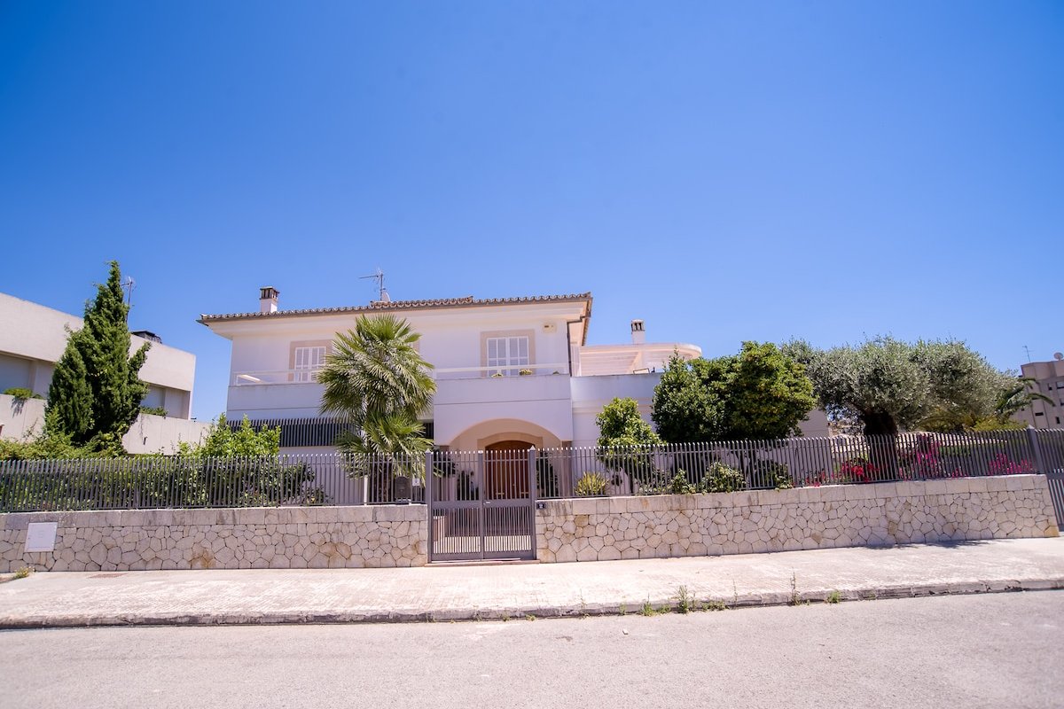 Casa Filipinas, centro Ciudad-ETV-10310 gallery image 2