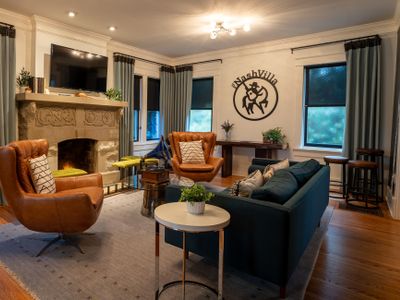 The NashVilla – Hang Your Hat Here!