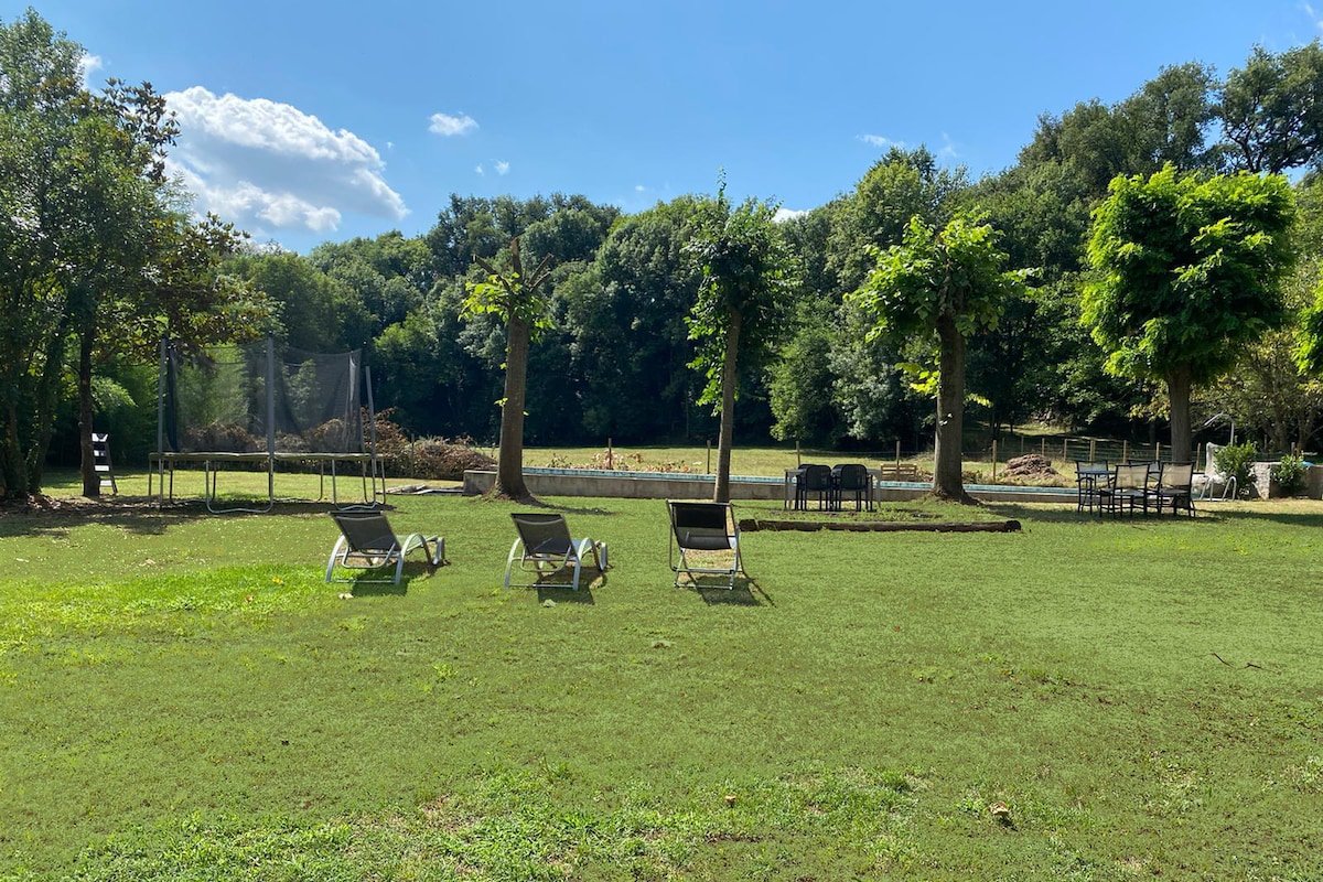 Villa / Casa rural grande, provincia de Girona gallery image 4