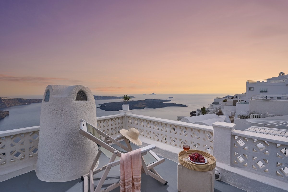Santorini Mansion Volcano & Sea View up to 17pax gallery image 3