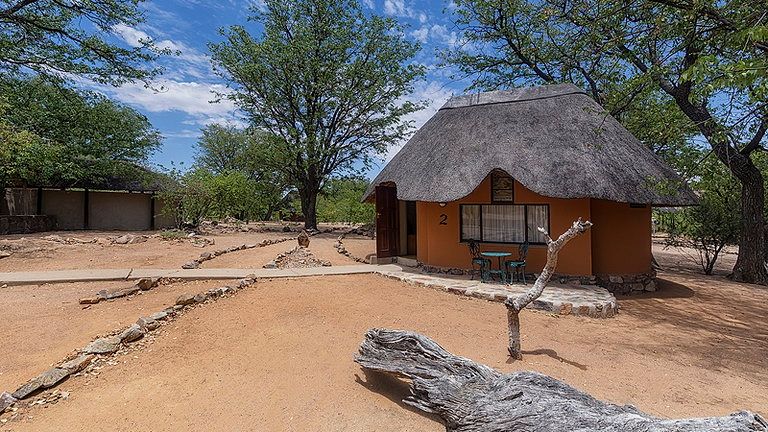 Hobatere Lodge Rondawel