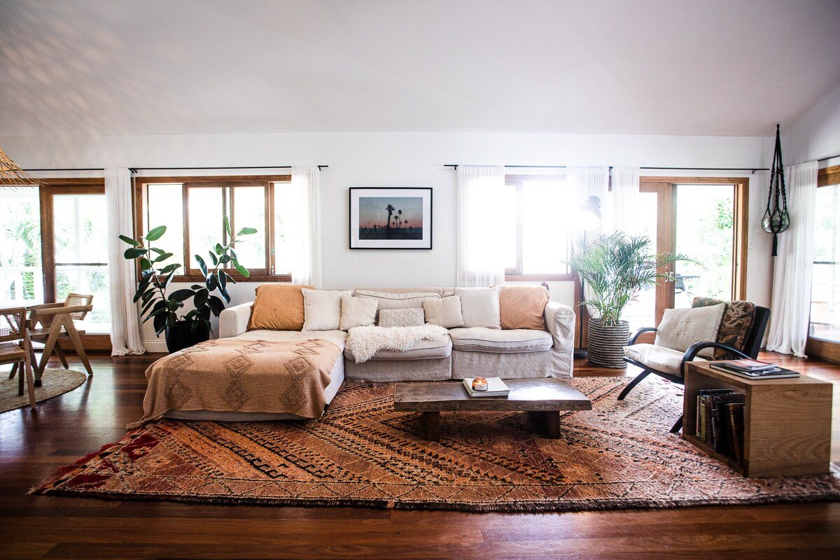 TEMPLE BEACH HOUSE gallery image 4