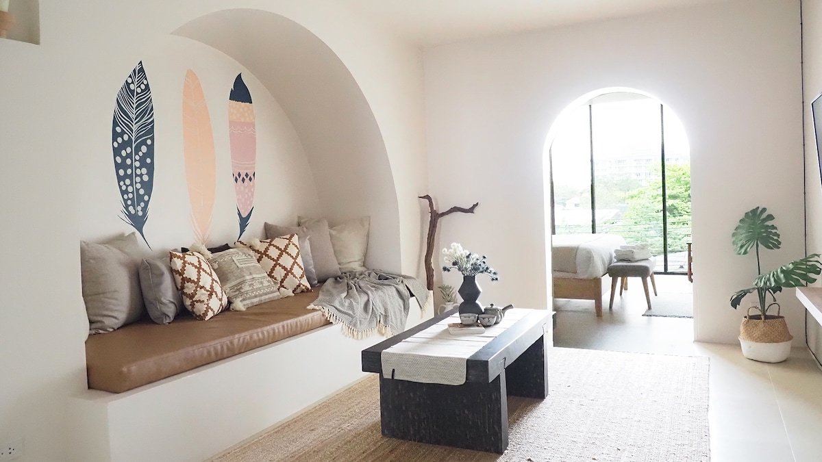 Double Entire Home 9BR 9Bathroom gallery image 5