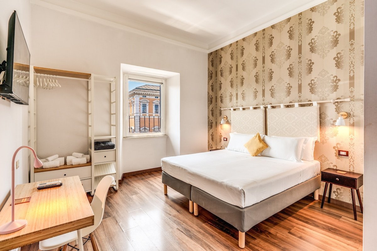 Appartamento in Piazza di San Giovanni in Laterano gallery image 2