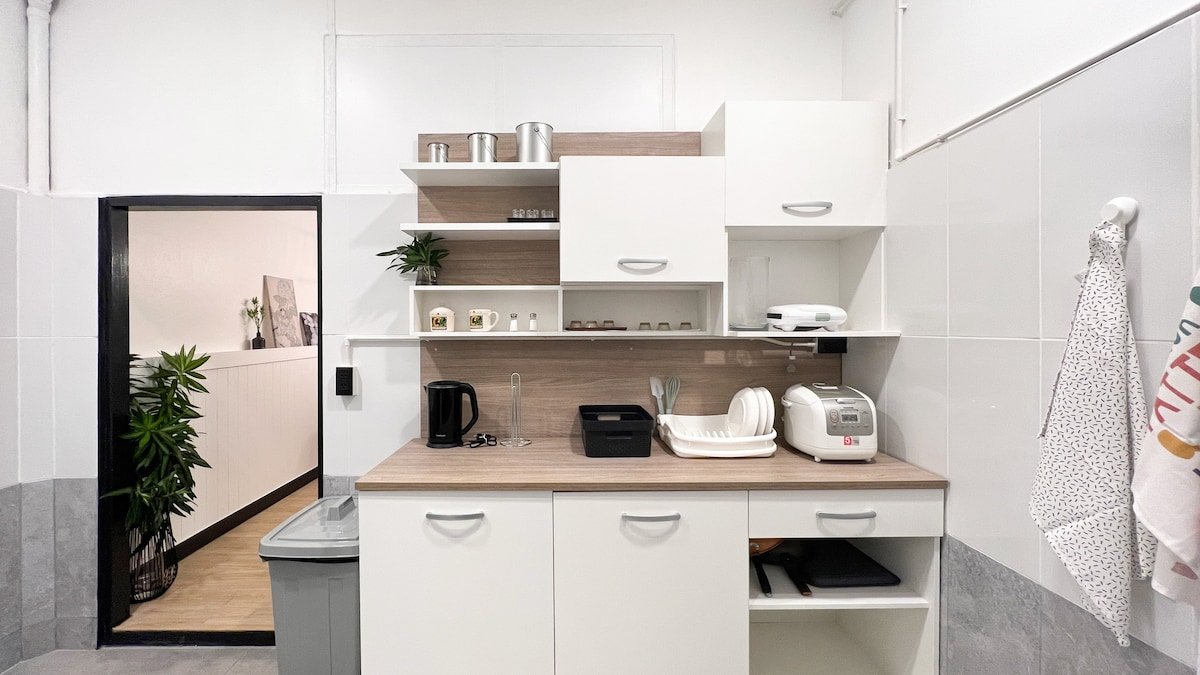 Neveu:The Midori, 5 bedrooms Apt@MRT Sutthisan gallery image 3