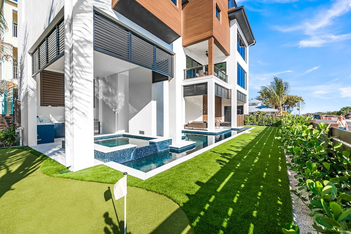 Luxury home! Pool, Bikes, Beach View – Dream State gallery image 4