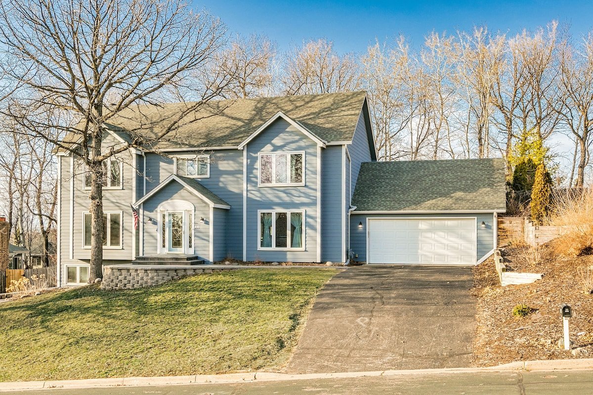 Private Pool | Huge house gallery image 3