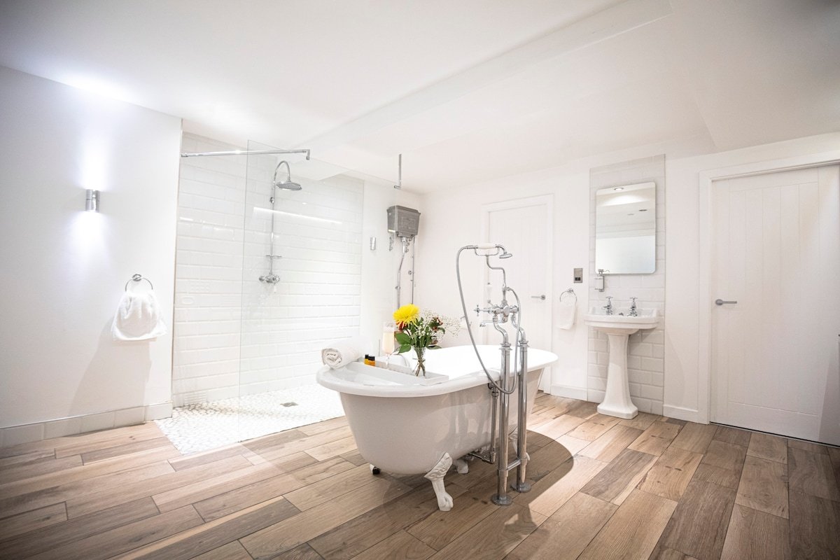 Deansgate Townhouse by City SuperHost gallery image 5