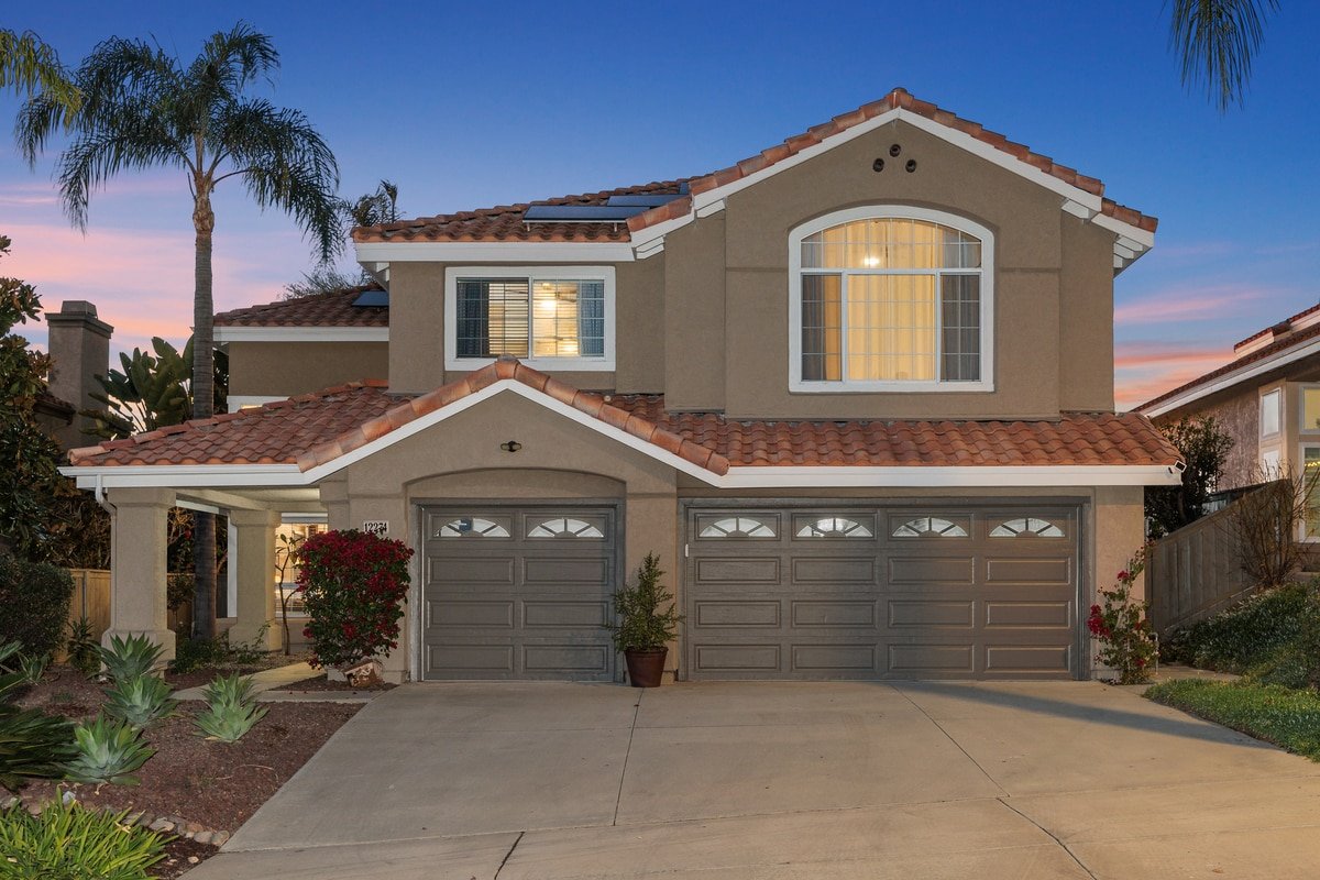 Spacious Canyon-View Oasis – Pool, Sauna gallery image 5