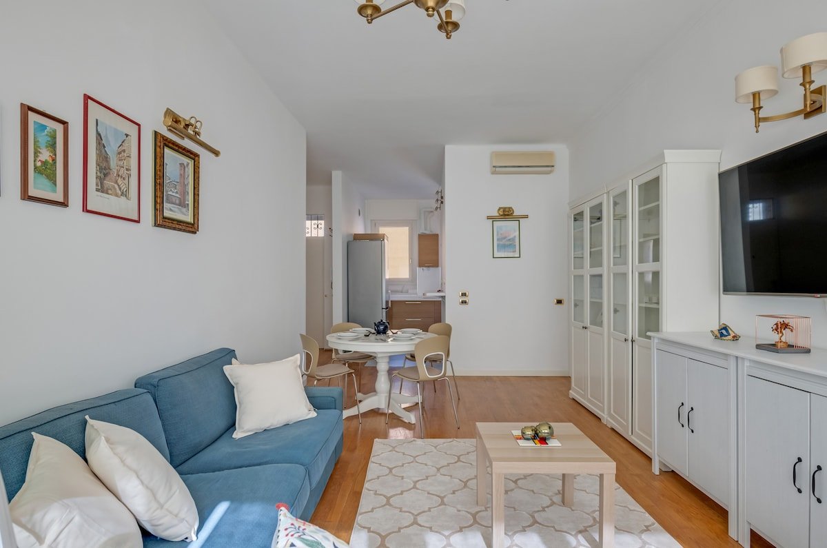 “Vivi Milano” New Apartment in Duomo+ 2 Big Camere gallery image 3